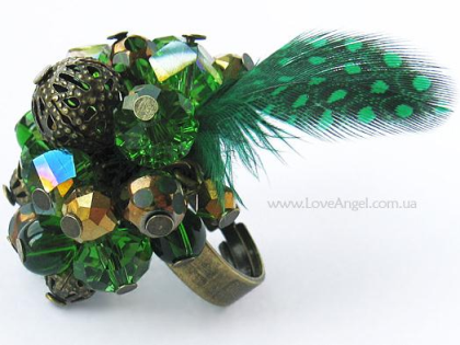 Необычное кольцо с перьями «Птичка»